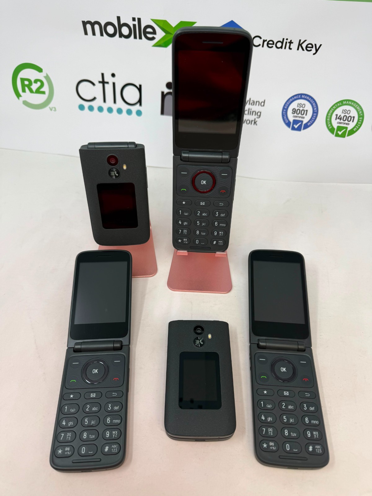 TCL Flip 3 T435SPP Space Gray Very Good Condition – Verizon Prepaid Locked