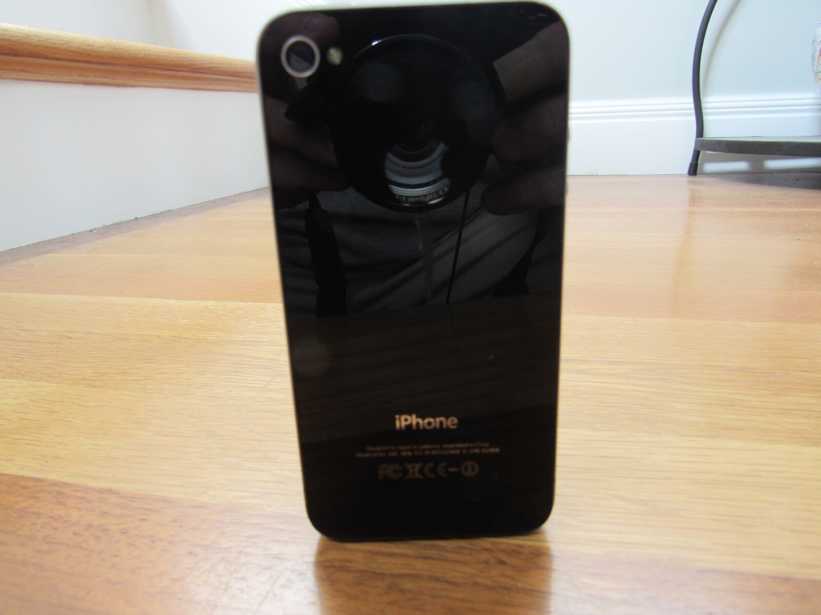 WORKING APPLE iPHONE 4 -16GB -BLACK- AT&T-A1332 GSM **HAS ISSUES-READ DETAILS**