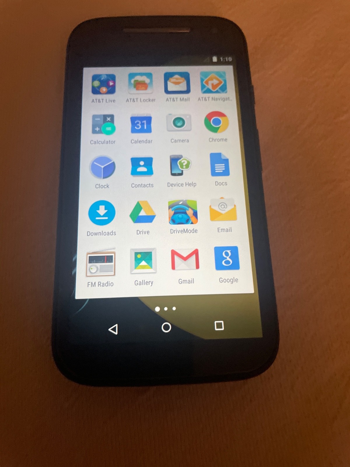 Motorola XT1527 Moto E 2nd Gen. Consumer Cellular phone GOOD