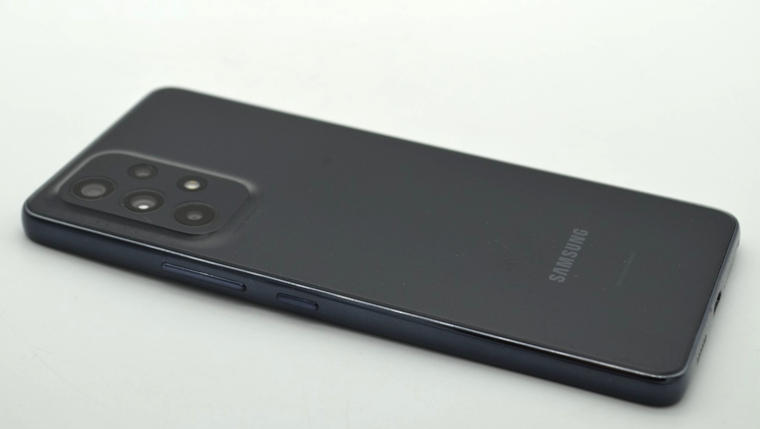 Samsung Galaxy A53 5G – 128 GB – Awesome Black (TracFone) Smartphone