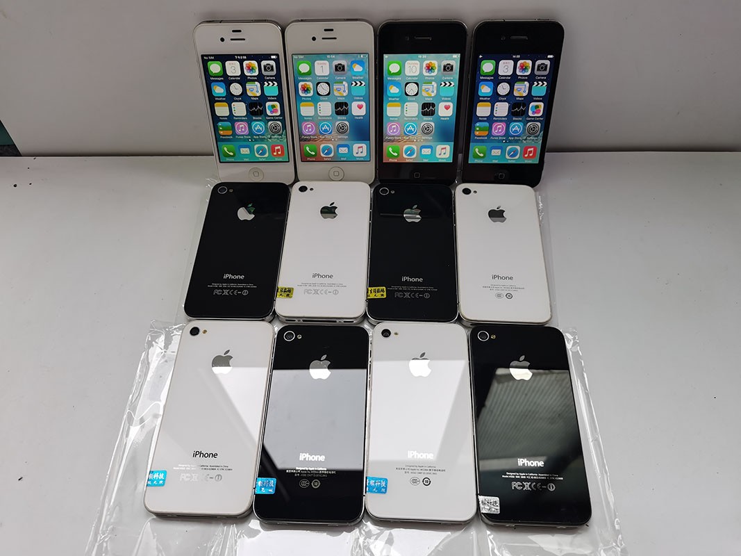 Apple iPhone 4 4s Unlocked White/Black 8 / 16 / 32 GB Tested Fully working