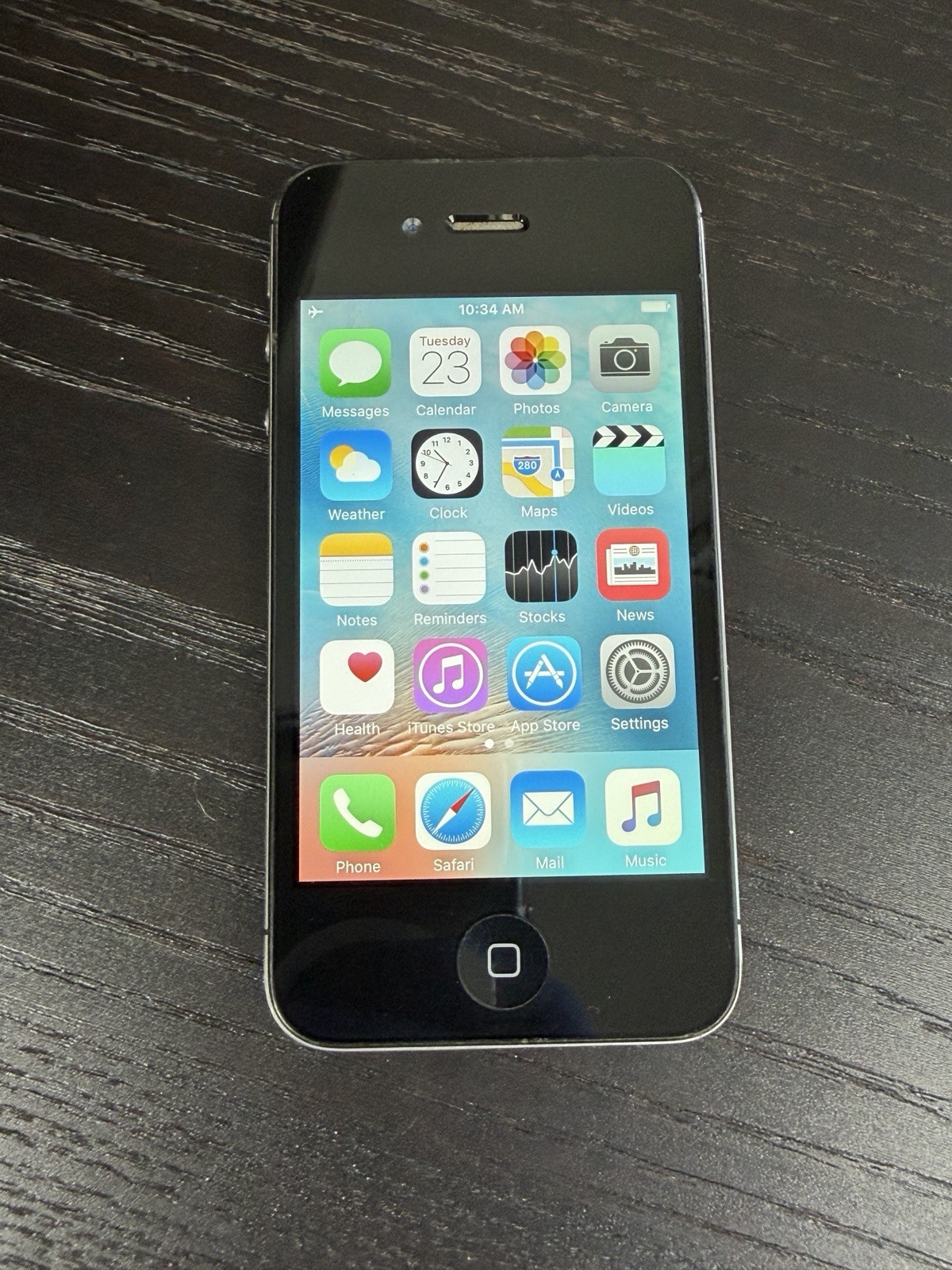 Apple iPhone 4s 16GB Black Carrier Unknown A1387 iOS 9.3.6 GRADE B