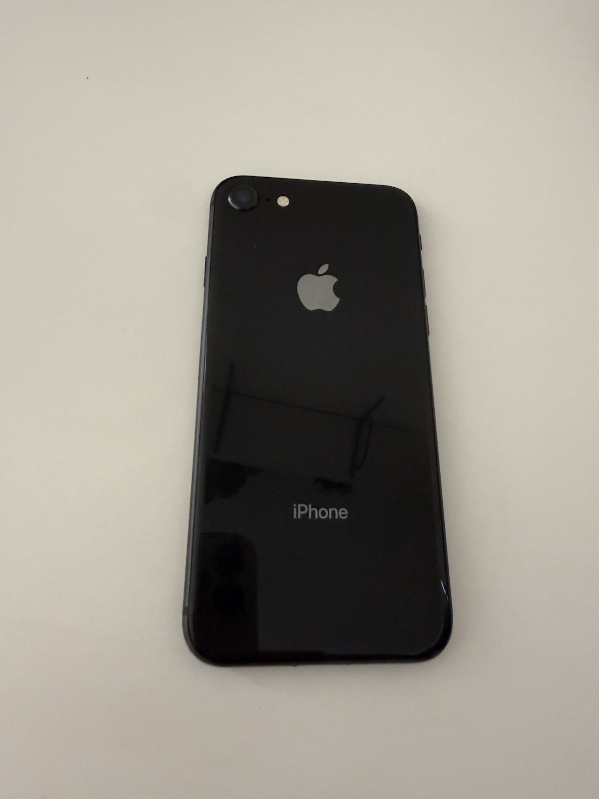Apple iPhone 8 64GB Black iOS Smartphone 12MP Camera MQ782J/A
