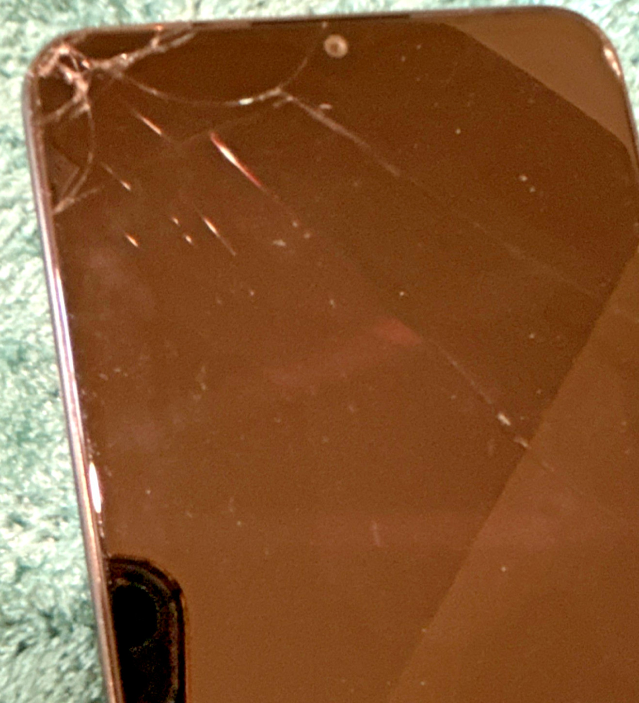 TCL Black Smartphone Triple Rear Camera Bar Style broken screen for parts only