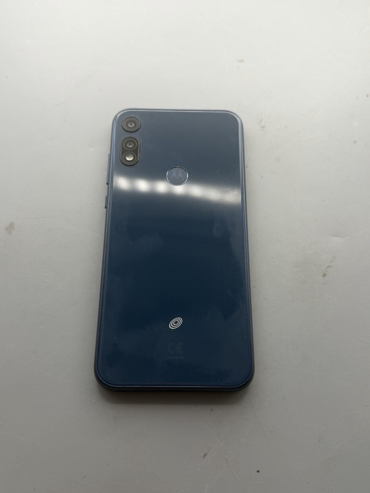 Motorola Moto E XT2052DL Tracfone 32GB Blue Good Shape