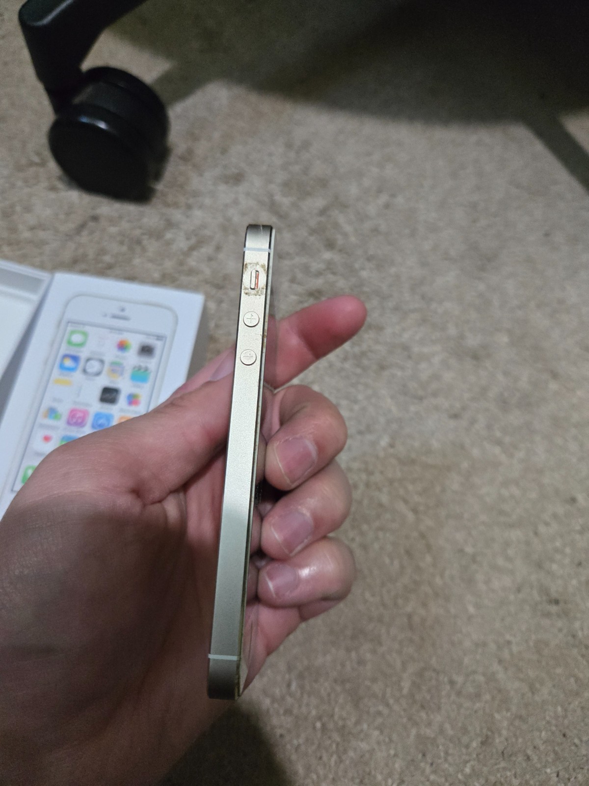 Apple iPhone 5S Model A1533 with Box – Untested