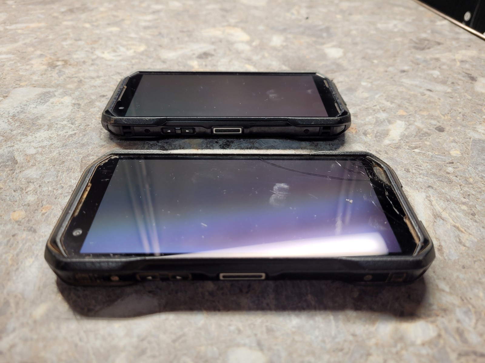 Lot of 2 Kyocera Duraforce Pro 3 – E7200 Black – 128GB – Verizon FOR PARTS