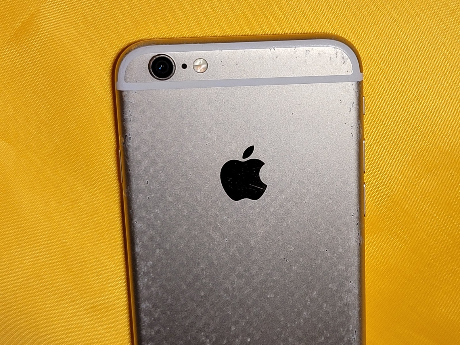 Apple iPhone 6 A1549 Unlocked 64 Gb BH 98% Working Cond See Pict & Desc AS IS