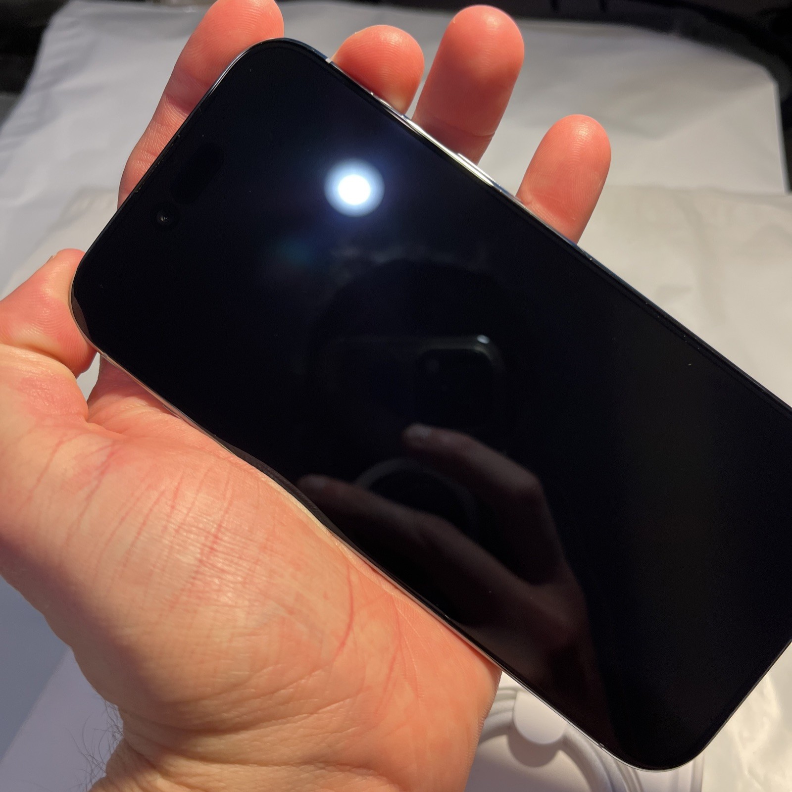 Apple iPhone 17 Air – 256GB (CRICKET ONLY) In Box – Amazing Condition (#634)