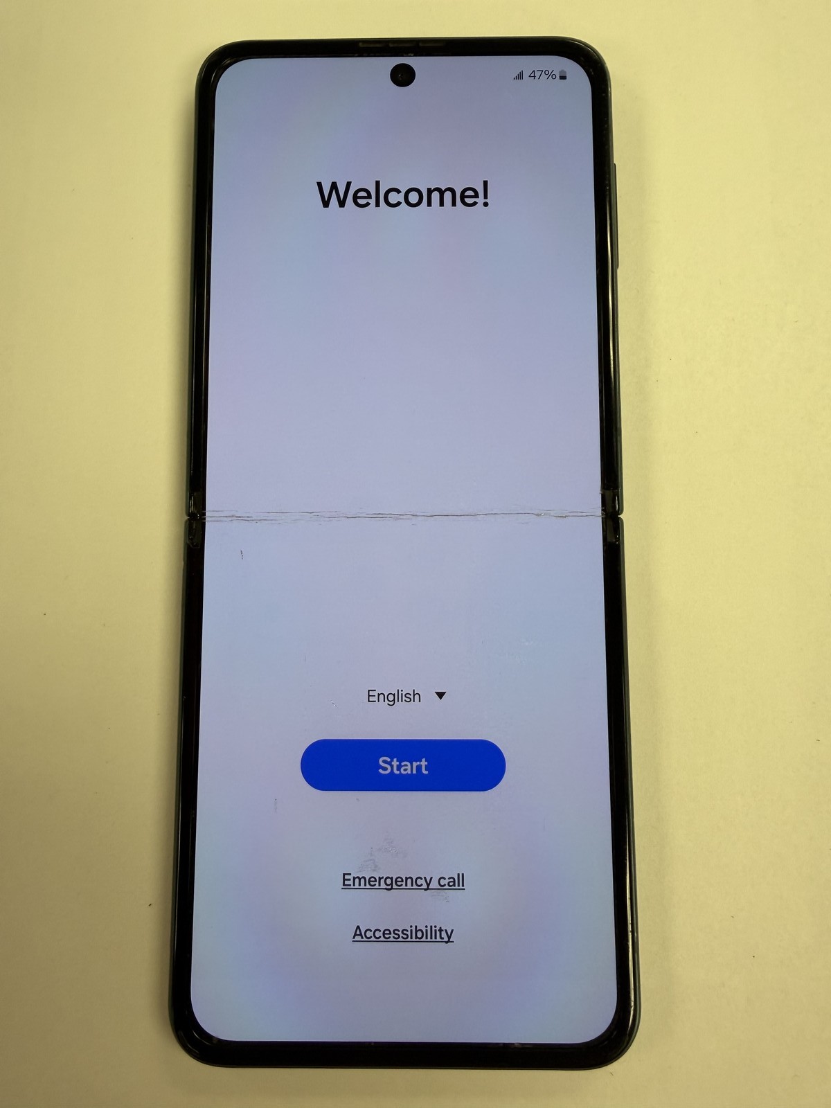 Samsung Galaxy Z Flip3 5G SM-F711U 128GB Unlocked Pre-Owned/Great C