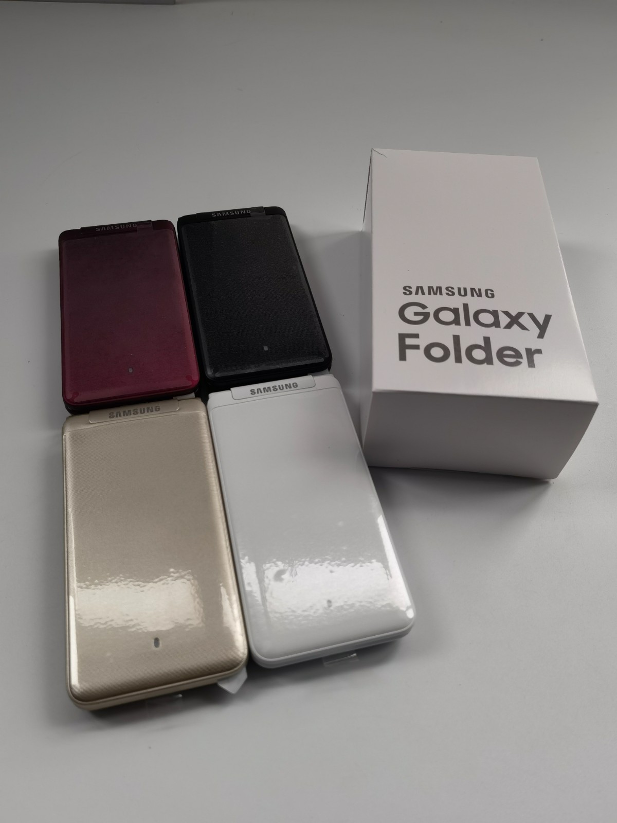 A++ Samsung Galaxy Folder SM-G1600 multiple colors Unlocked 4G flip phone