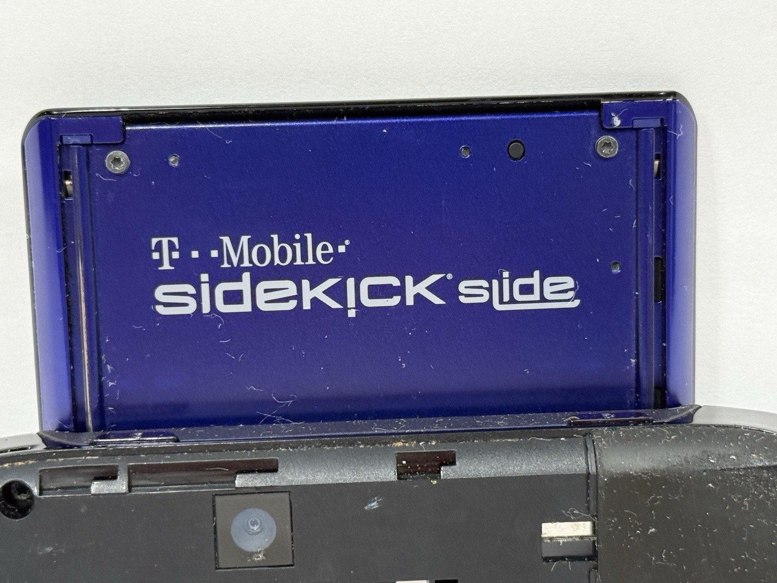 Motorola T-Mobile Sidekick Slide (Q700) 12MB QWERTY Cell Phone – POOR CONDITION