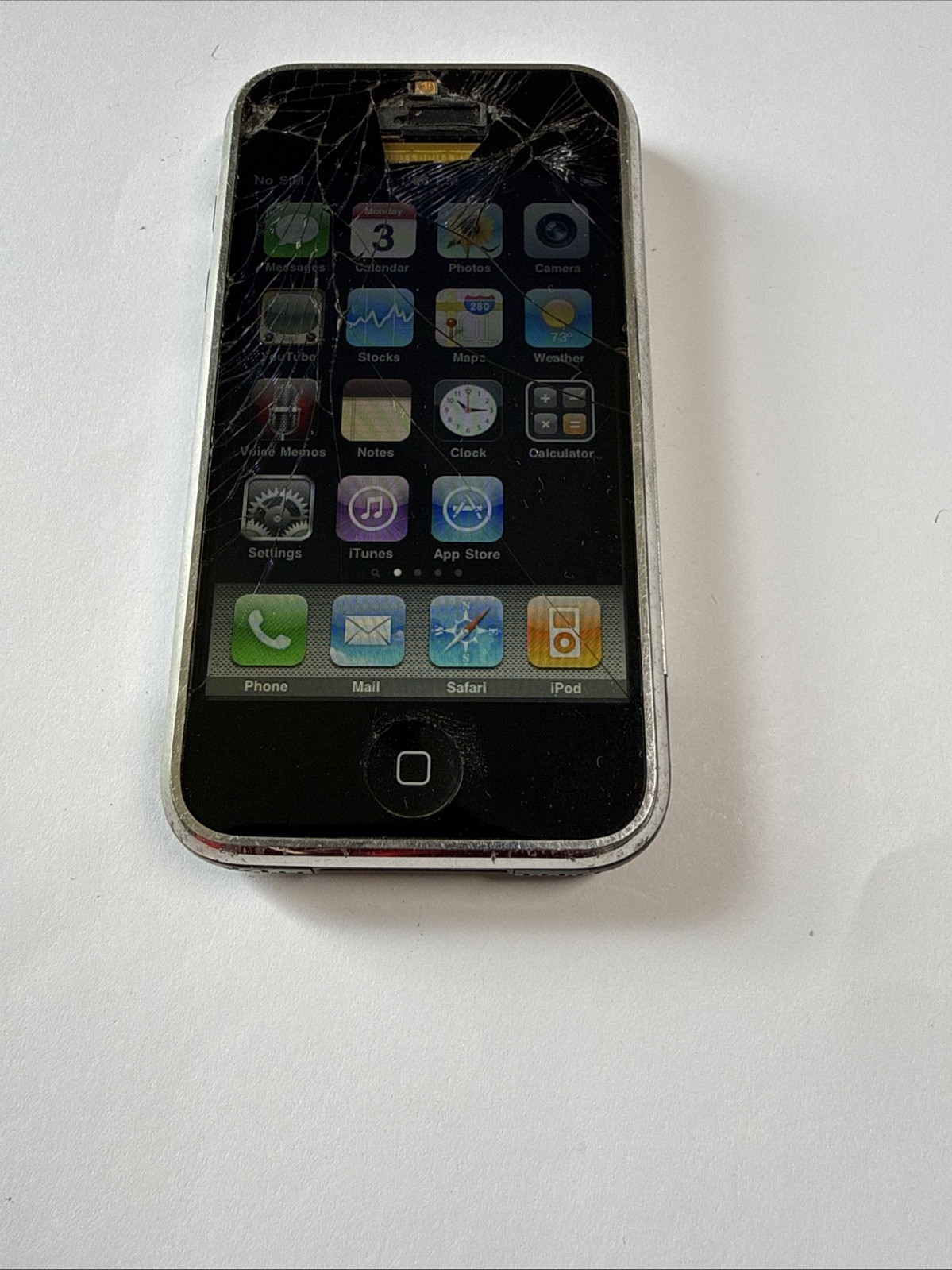 Apple iPhone 1st Generation – 8GB – Black – A1203 (GSM)