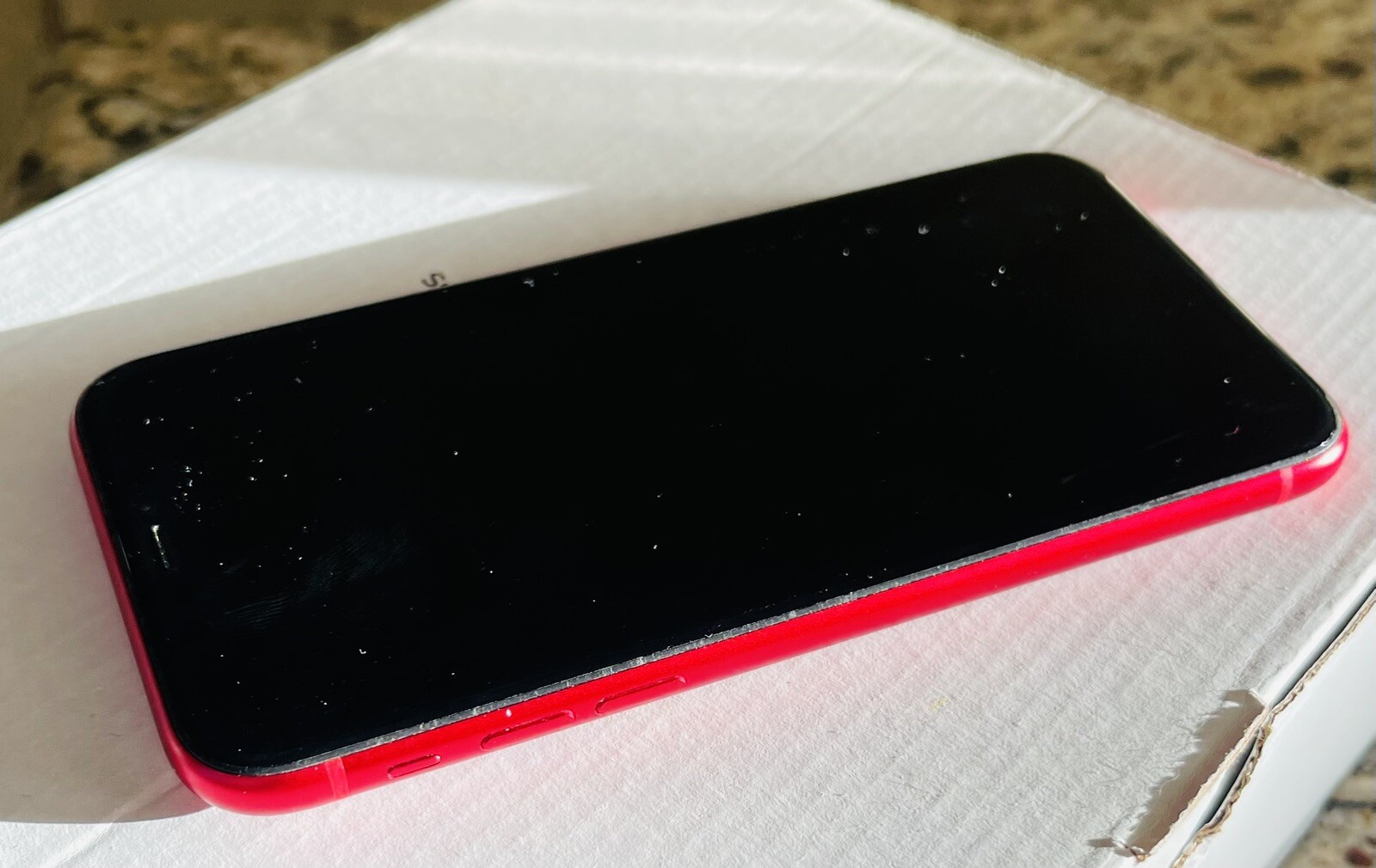 Apple iPhone 11 64GB Fully Functions Manufactured Unlocked.