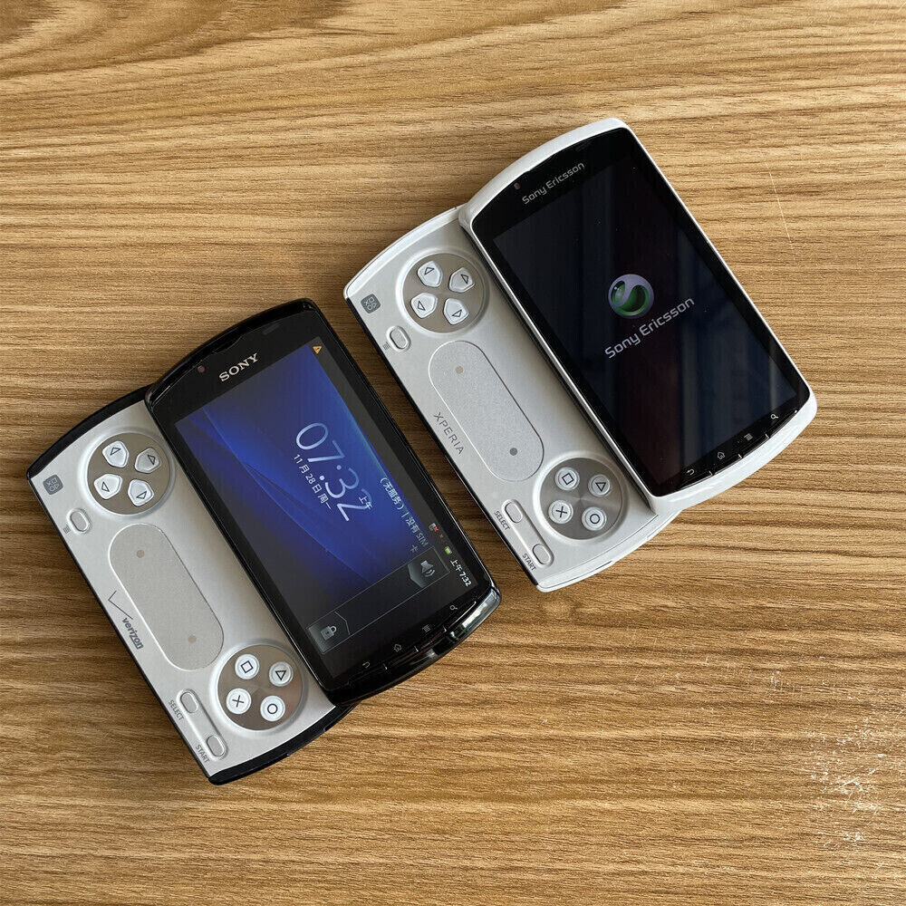 Sony Ericsson XPERIA PLAY R800i Black White Android Game GSM Unlocked Smartphone