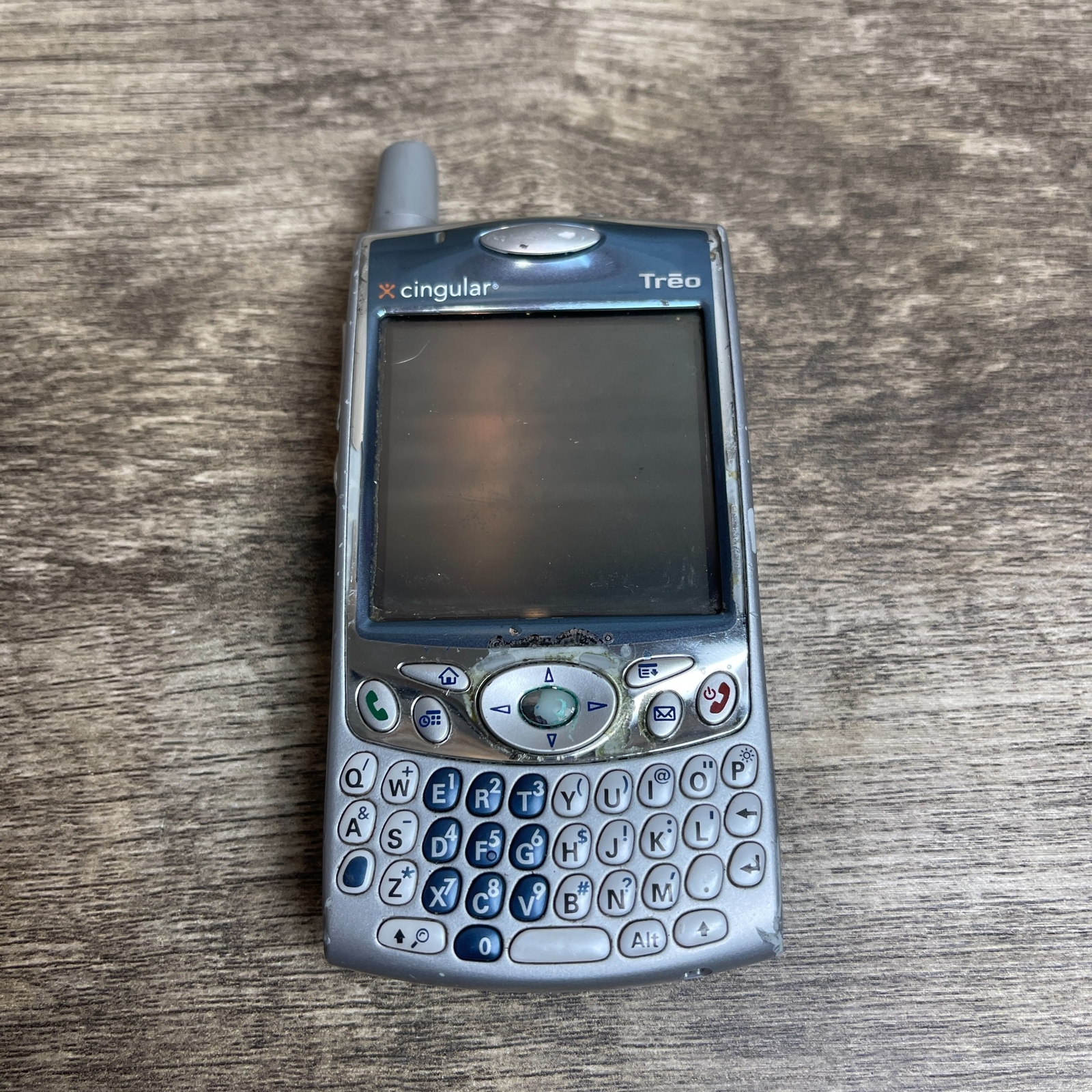 PalmOne Treo 650 Bluetooth 0.3MP Pixel 2.4″ Color Screen Cingular Cellular Phone