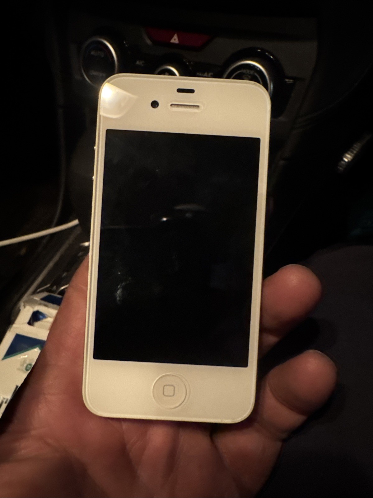 Apple iPhone 4 White 8GB A1349