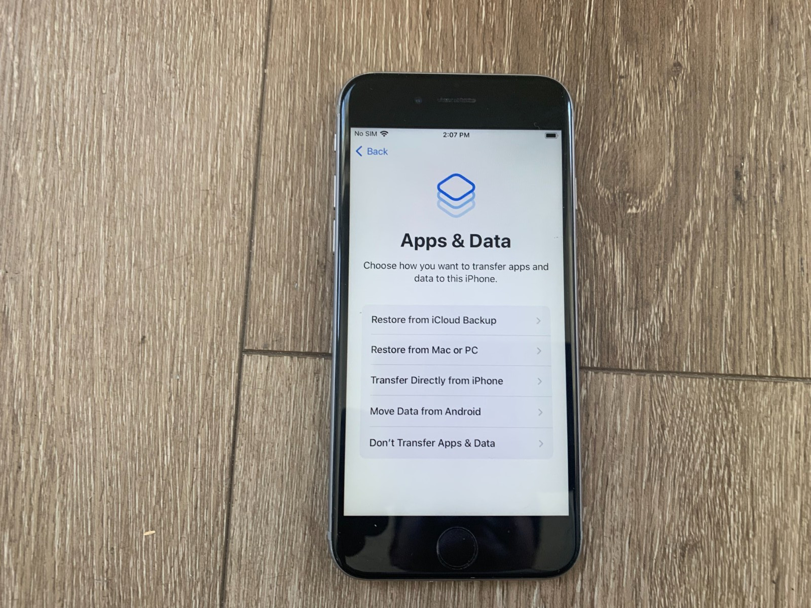 Apple iPhone 6S A1688 32GB 4.7″ Screen Space Gray Unlocked Smartphone