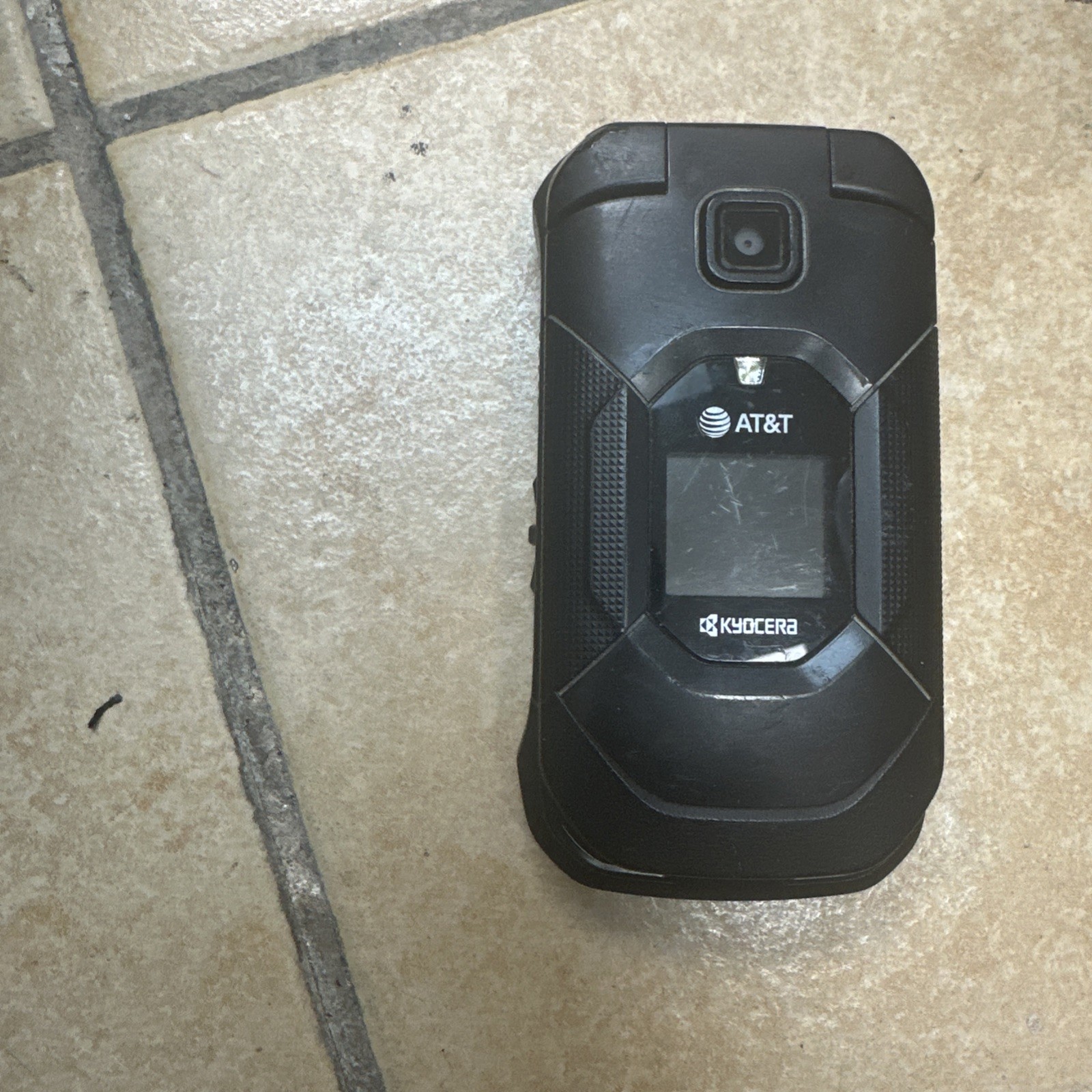 Kyocera DuraXE Epic E4830 GSM Unlocked (AT&T/T-mobile) Flip Fair Condition