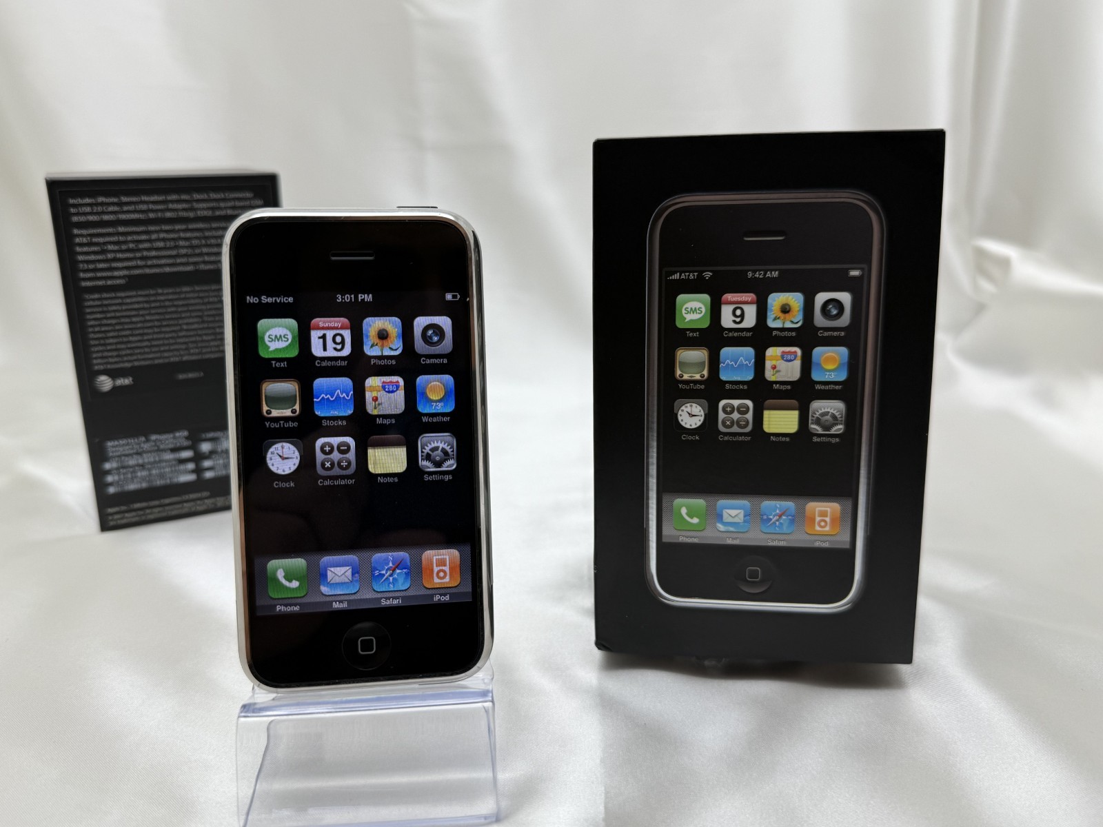 Apple iPhone 1st Generation 2G 4GB AT&T A1203 (GSM) iOS 1.0