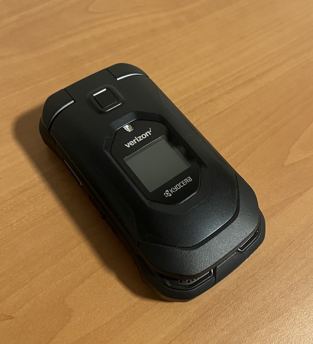 Kyocera DuraXV Extreme E4810 No Camera 16GB Black Verizon Smartphone