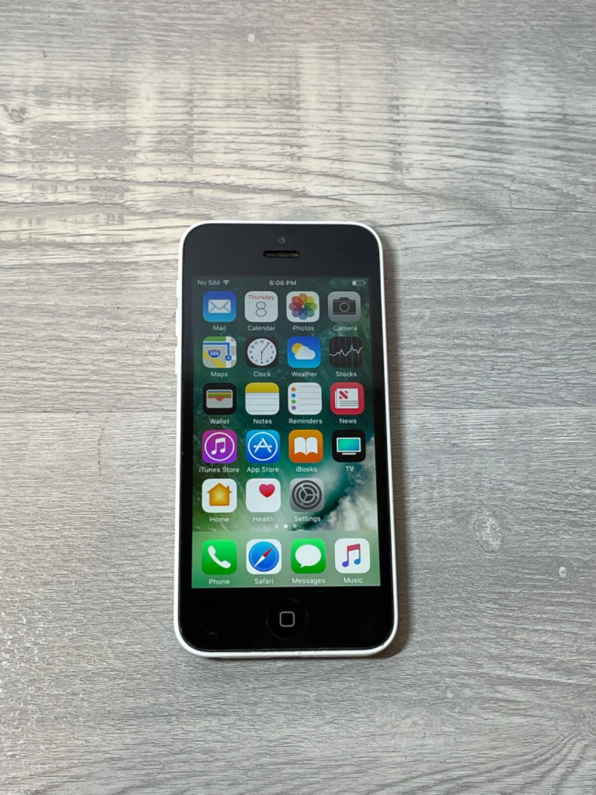 Apple iPhone 5c – 8GB 16GB 32GB – ALL COLORS Unlocked AT&T T-Mobile