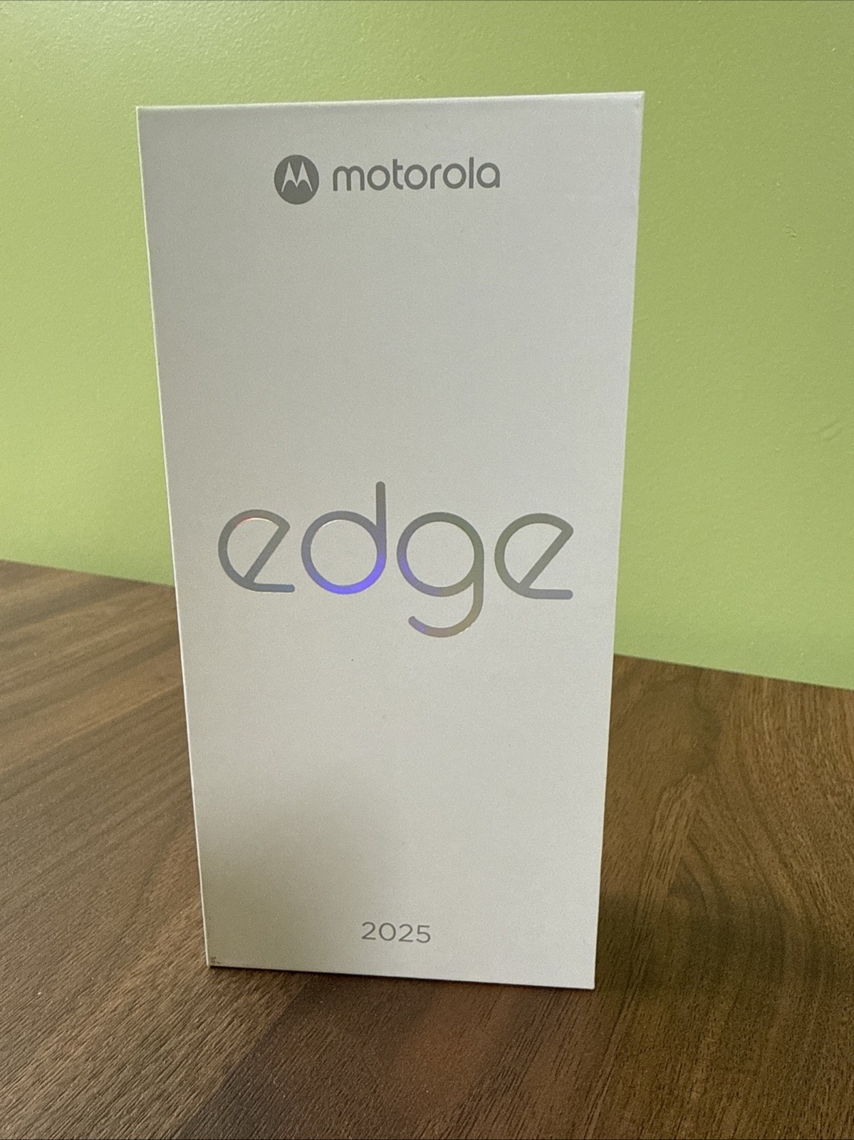 Moto edge 2025 -256GB- Pantone Deep Forest-Metro By T-Mobile – Sealed – NEW