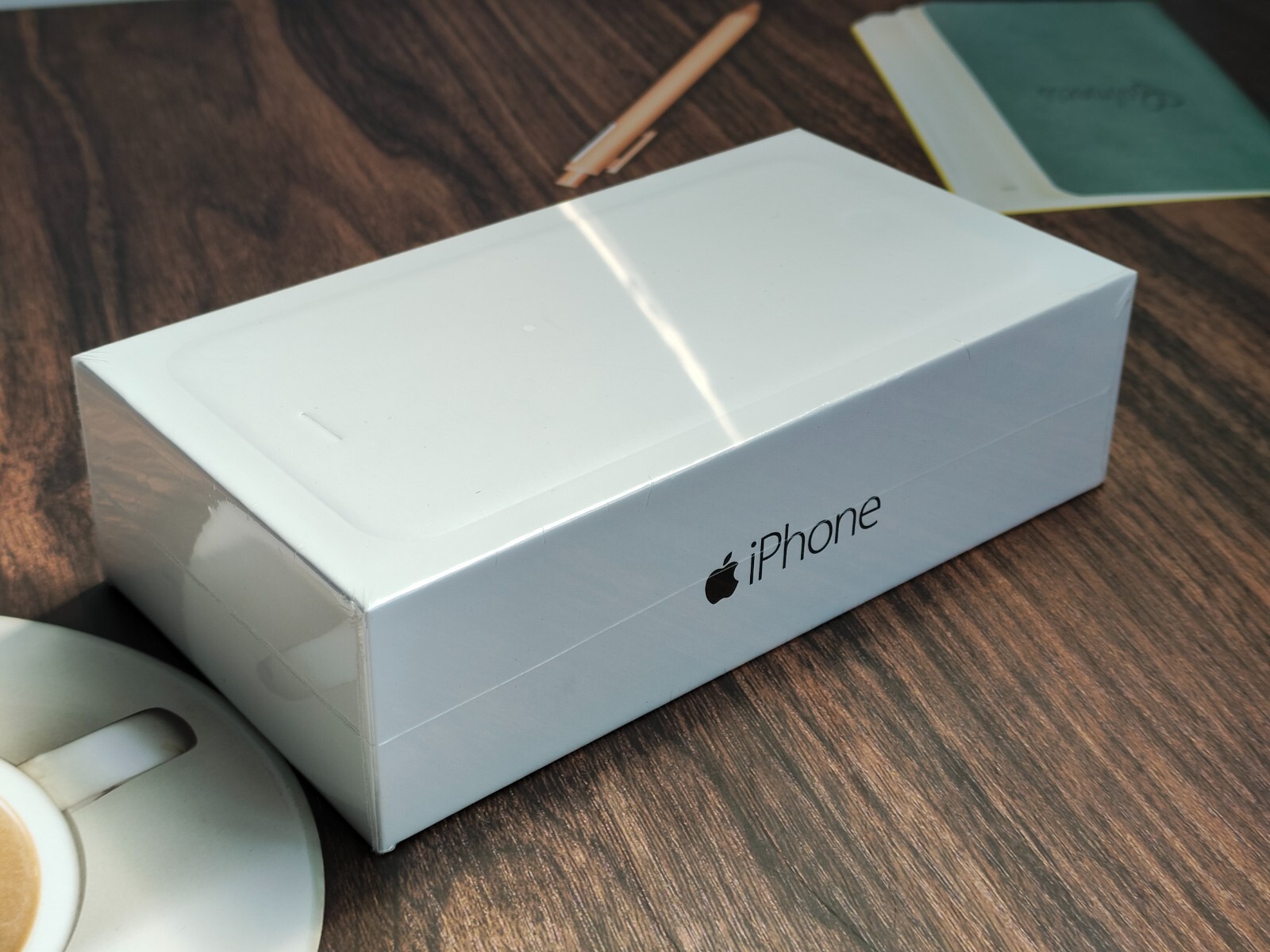 Grade A Apple iPhone 6 plus 16-64-128GB Gray/Silver/Gold Factory UNLOCKED