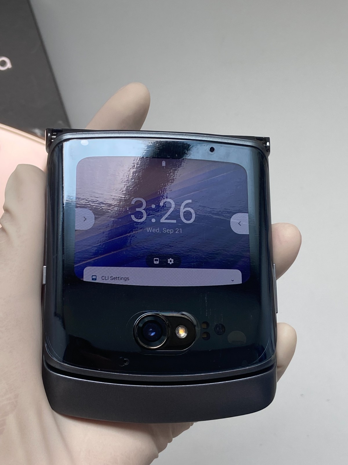 Motorola Moto Razr 5G 2020 XT2071 256GB Unlocked Android Smartphone