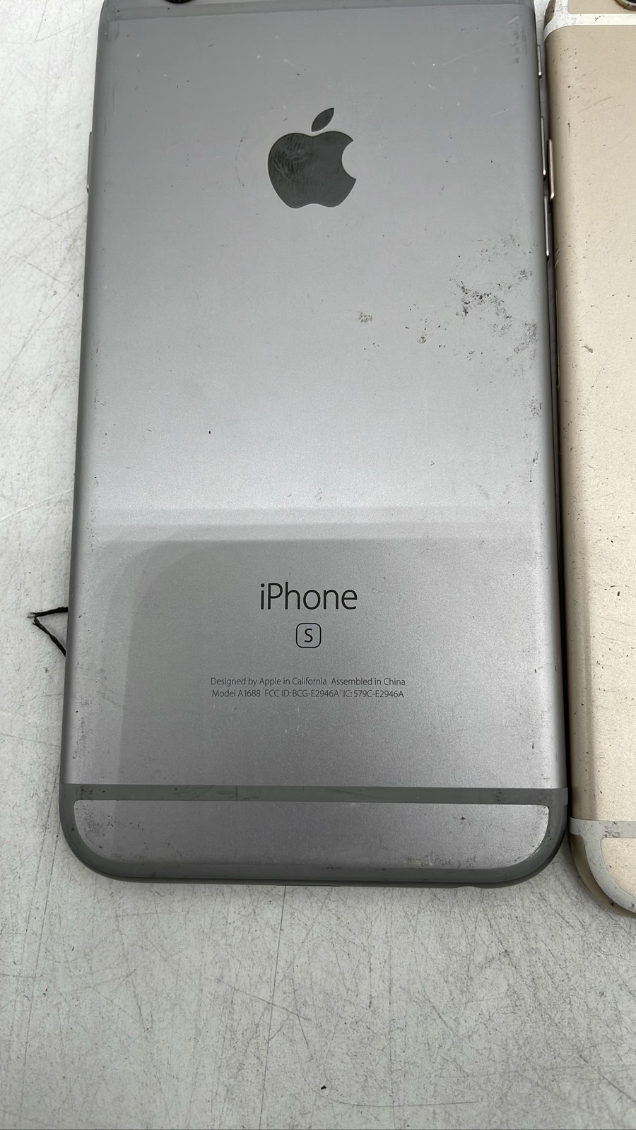 Apple iPhone 6 6 Plus 6s Plus 7 A1549 A1586 A1688 A1660 For Parts Lot Of 8