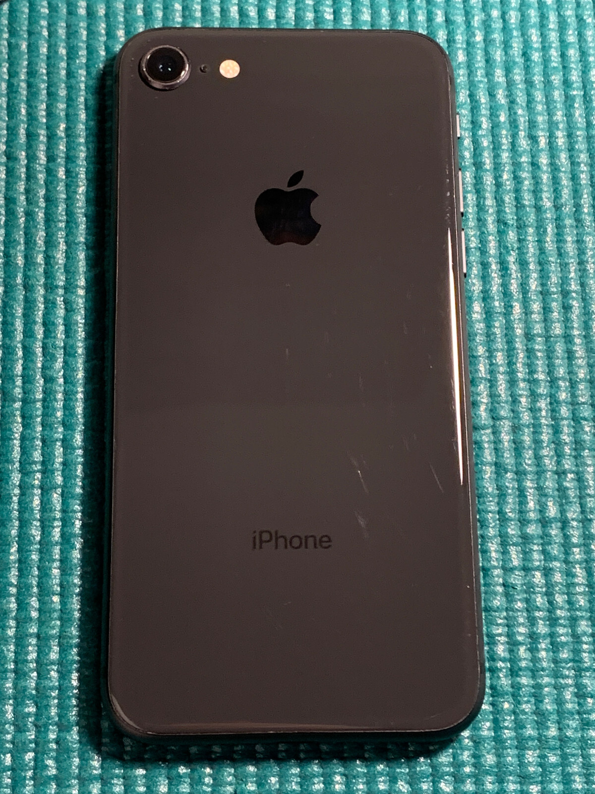 Apple iPhone 8 64GB Unlocked Smartphone Space Gray A1863 (CDMA + GSM)