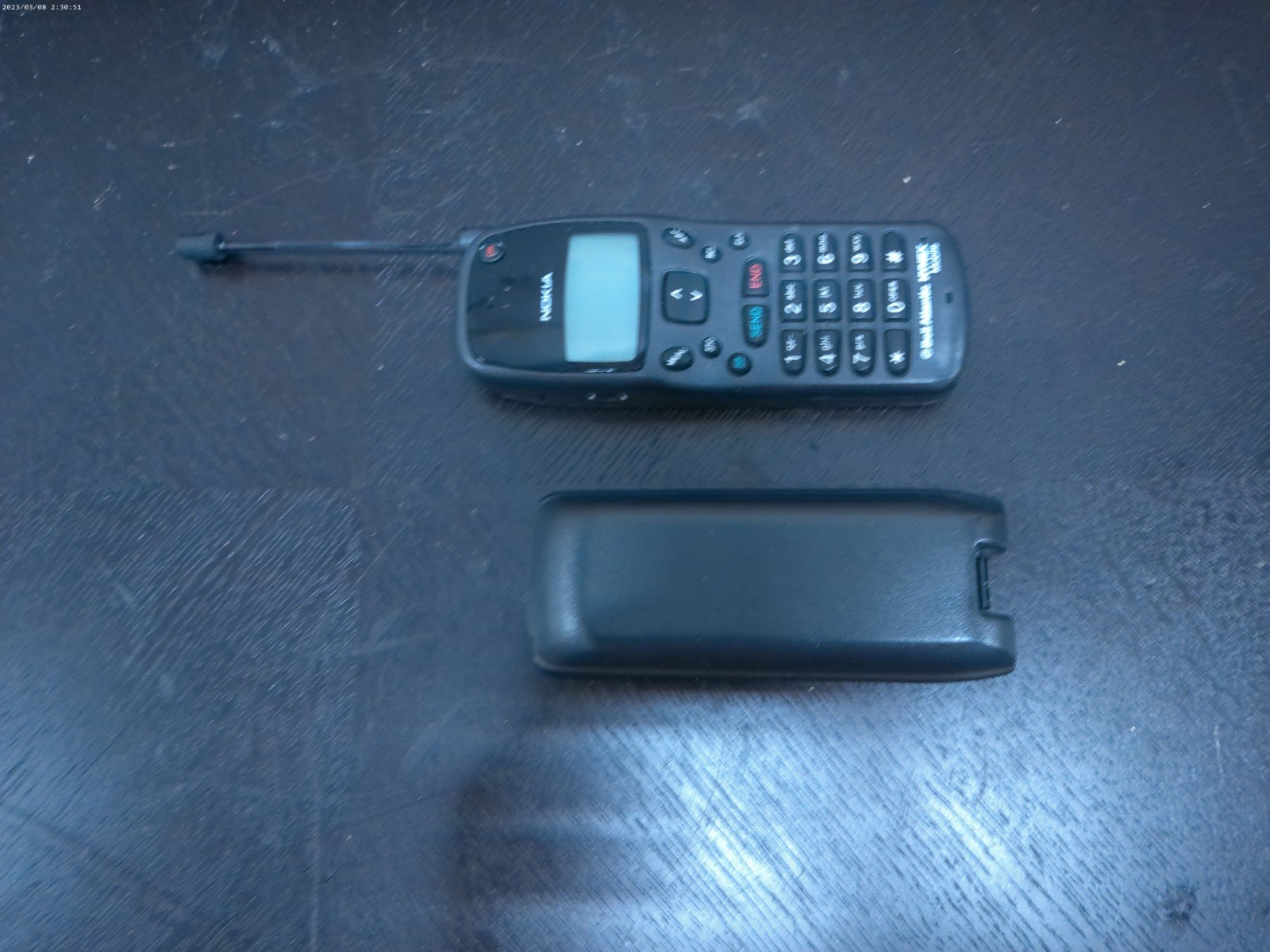 Nokia 232 Cityman 500 THX-41 Mobile phone Includes 2 batteries without AC adapte
