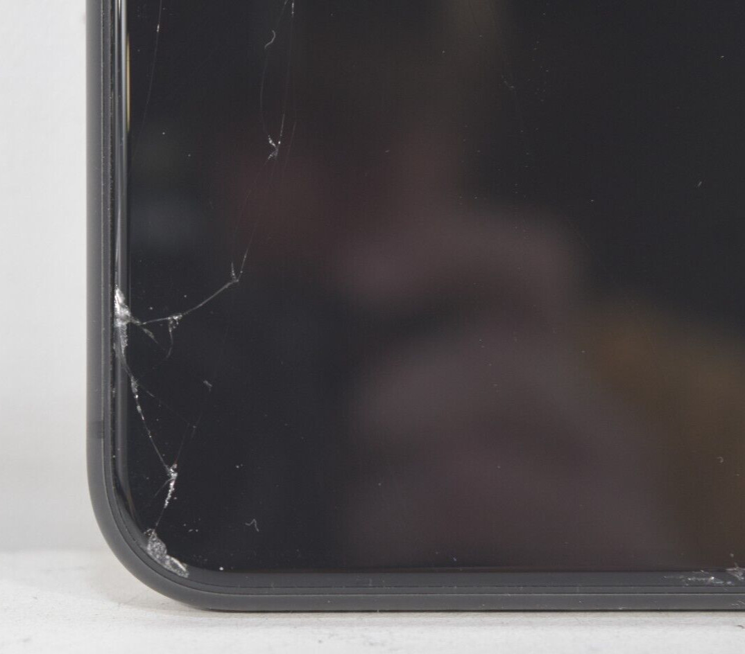 Apple iPhone 11 A2111 MHC43LL/A 64GB Black *FOR PARTS*