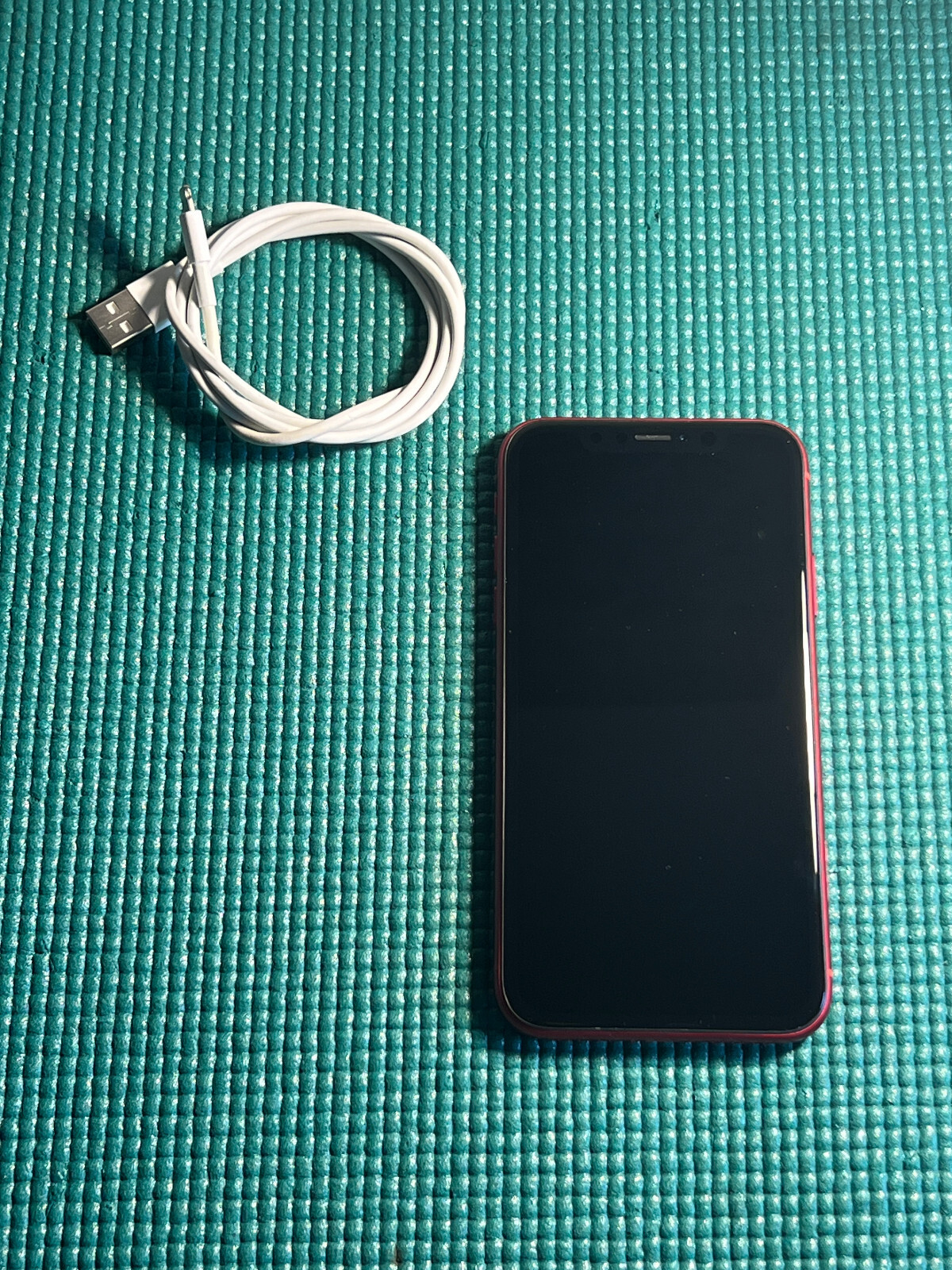 Apple iPhone XR – 64GB – Red (Unlocked) A1984 (CDMA + GSM)