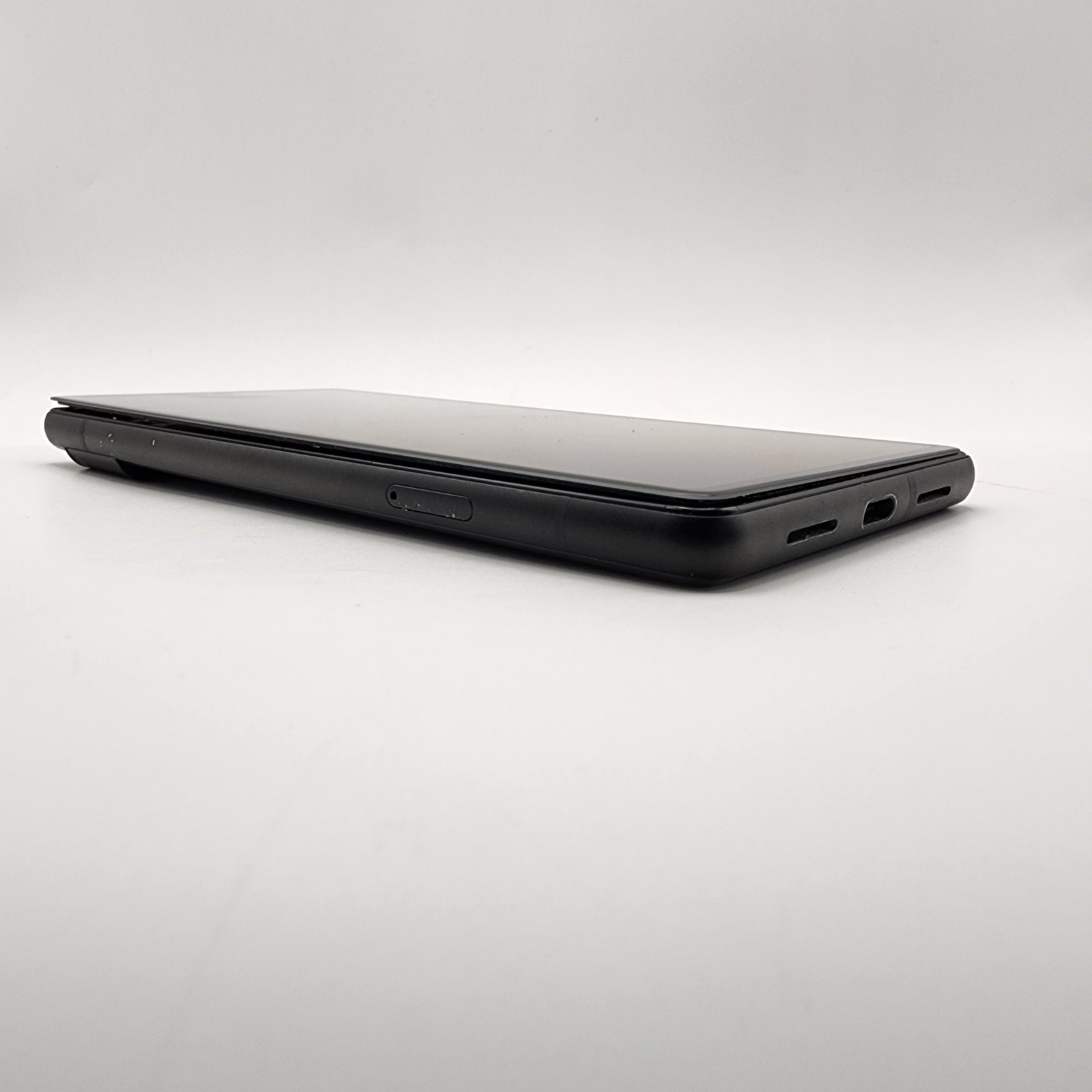 Motorola Edge 5G (2022) XT2205-1 128GB Mineral Gray (T-Mobile)