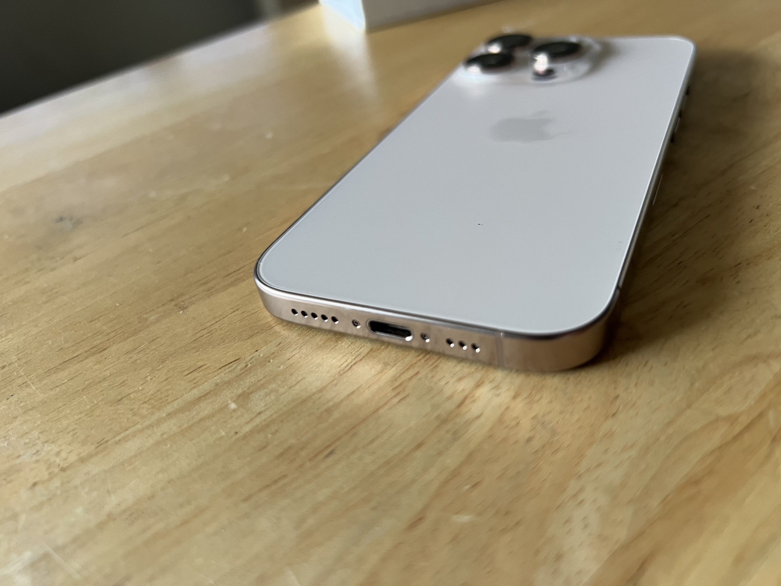 Apple iPhone 16 Pro Desert Titanium, 1TB, Dual SIM, Unlocked, Sim Card Tray