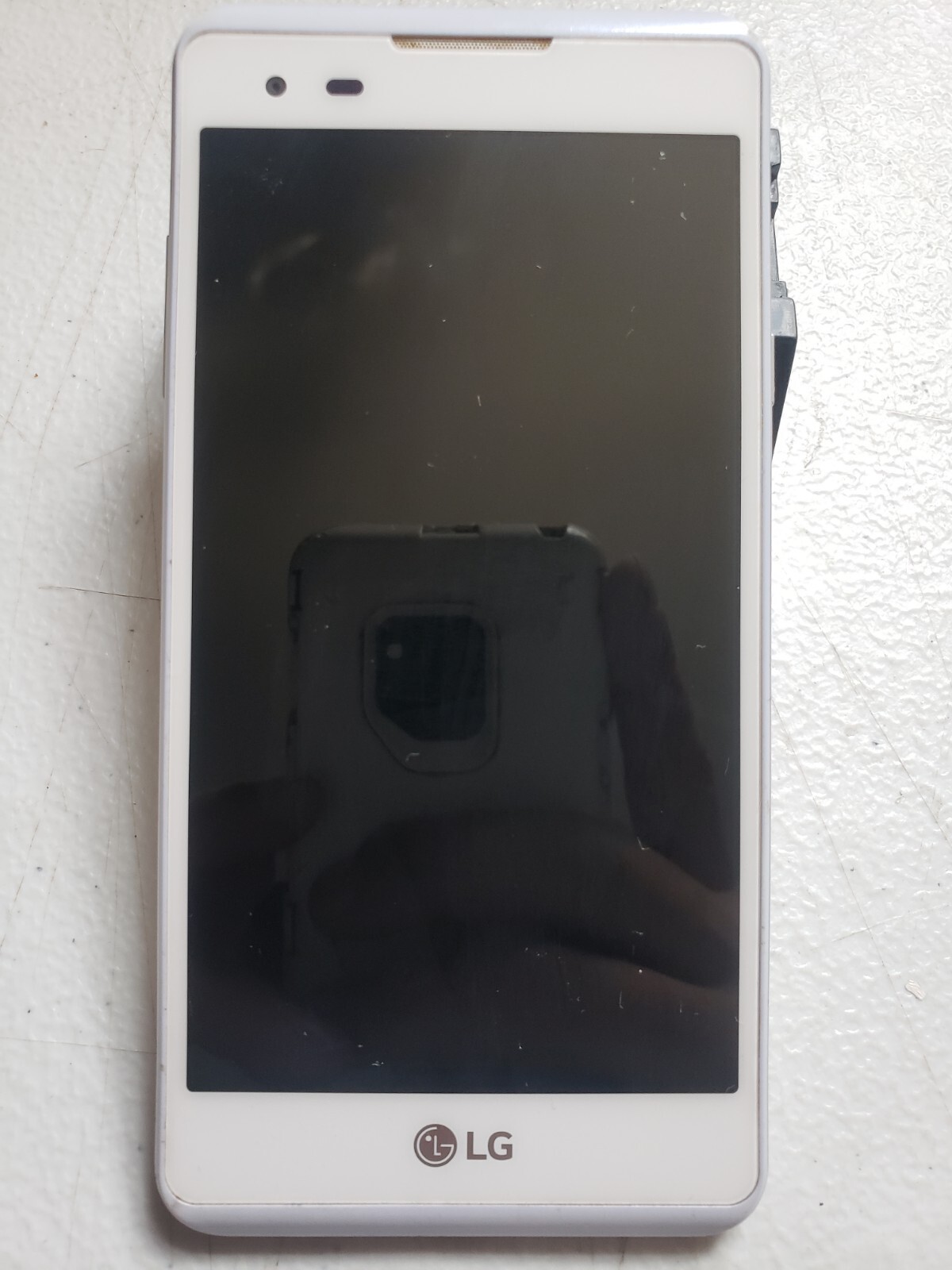 LG Tribute HD Boost Mobile Smartphone 16GB White (LS676)