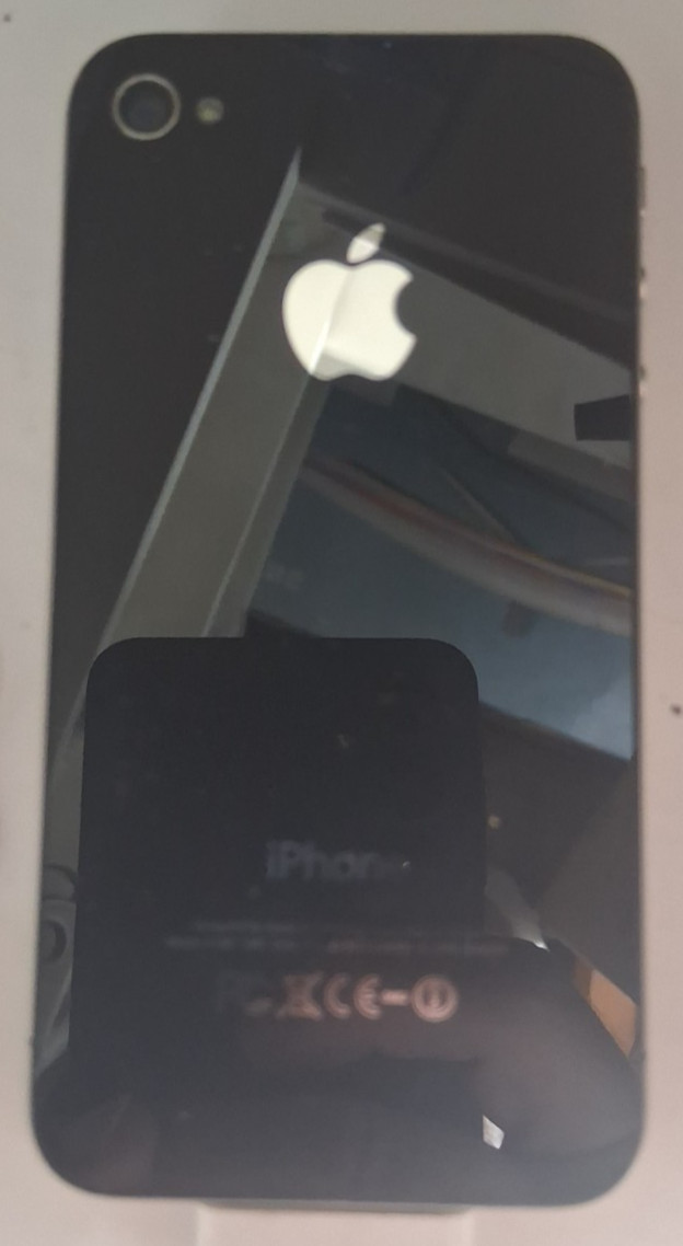 Apple iPhone iOS 9.3.6 – A1387 – No Wi-Fi or Bluetooth TESTED works great