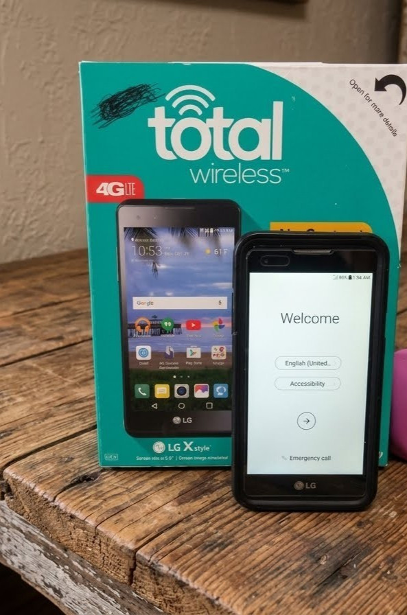 LG X Style 4G LTE Total Wireless 8GB WiFi Touchscreen Cellphone 5.0 Screen