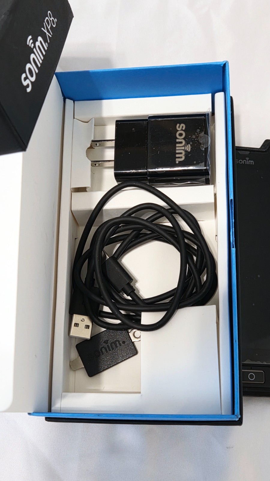 XP8 – 64 GB – Black (AT&T) [Open Box]