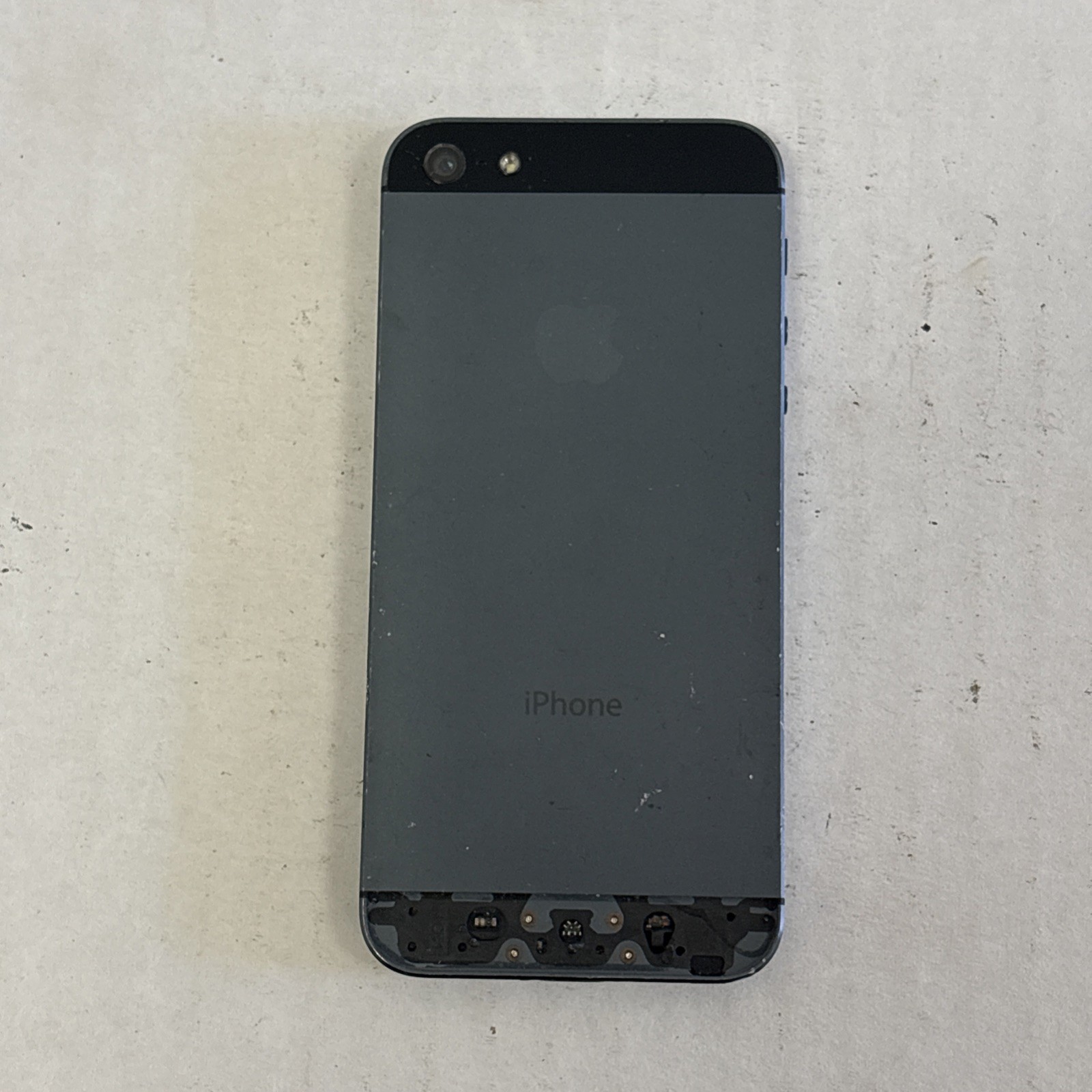 Apple iPhone 5 – 16GB – Black – Unlocked – A1429. Working, Bad Power Button.
