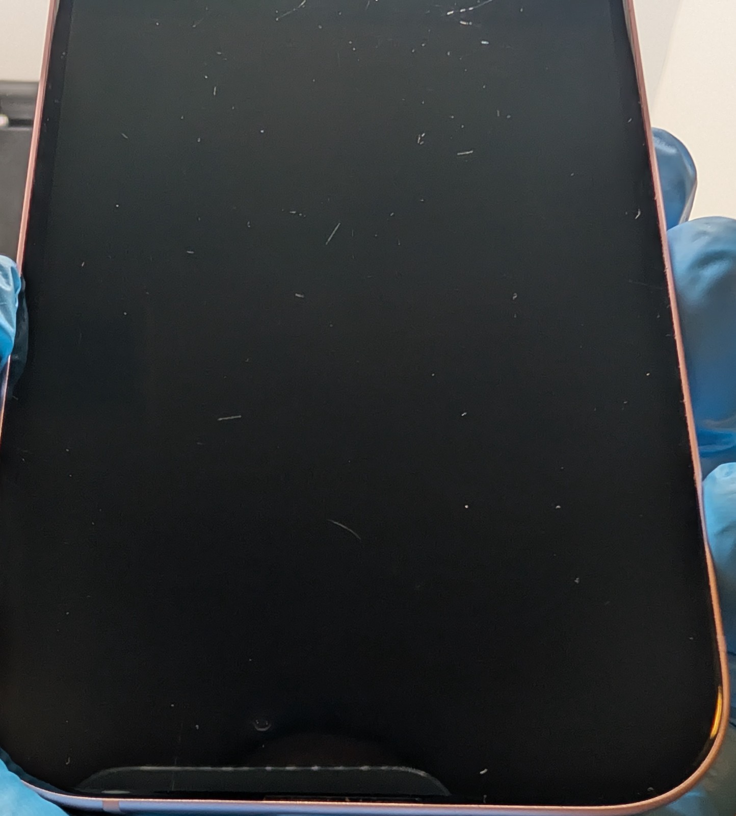 Apple iPhone 15 – 128 GB – Pink (Metro) (Minor Scratching). ~497~
