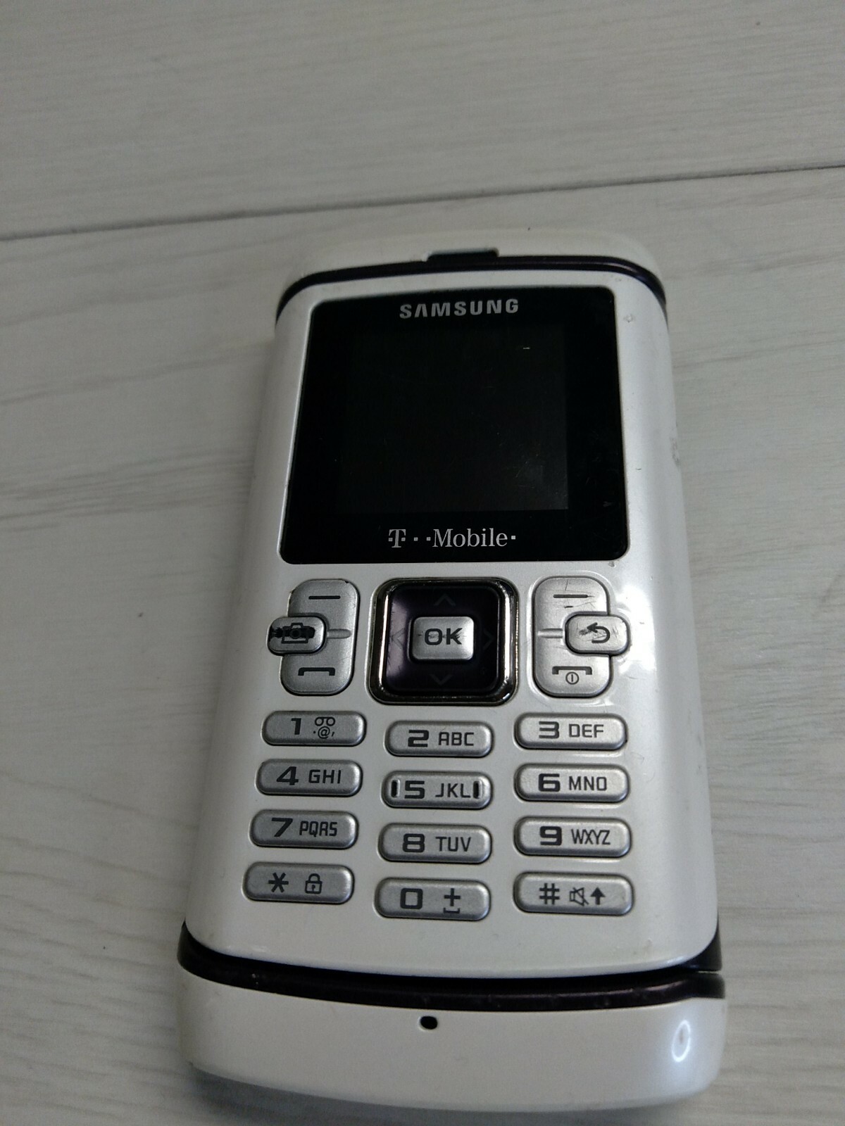 (1) PO 1ST Samsung SGH T559 (T-Mobile) Red White Cell Phone Fast Ship Vintage PS