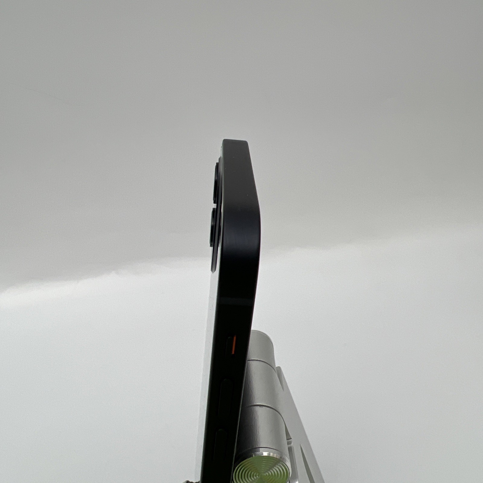Apple iPhone 12 64GB Black (AT&T/Cricket Only) BH 100% – USED – Free Shipping