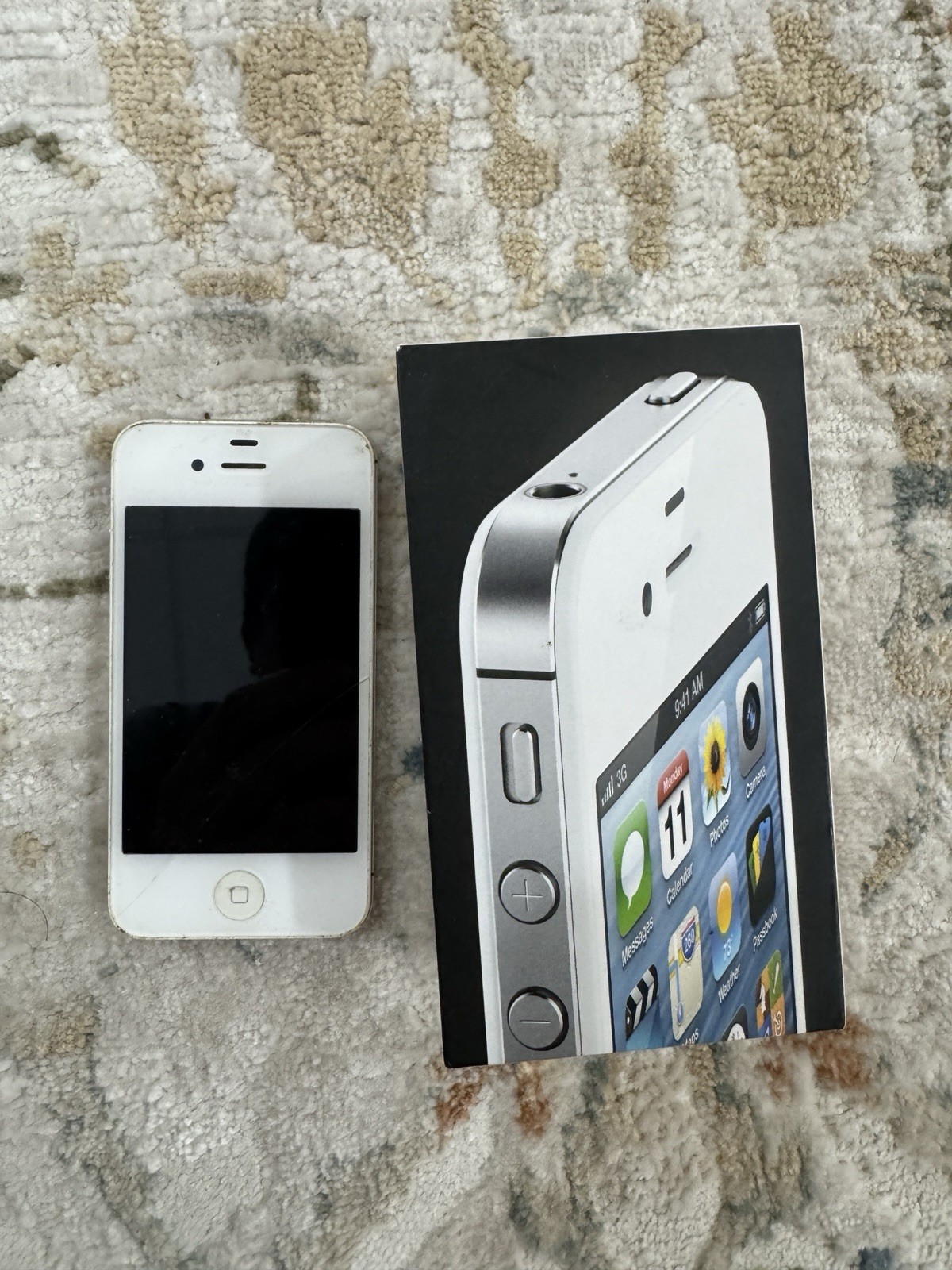 Apple iPhone 4 A1349 Untested For Parts/Repair Only