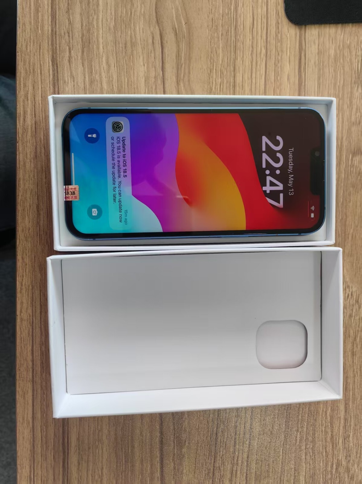 Apple iPhone 13- 128GB/256GB-Unlocked Excellent Condition – Random Color