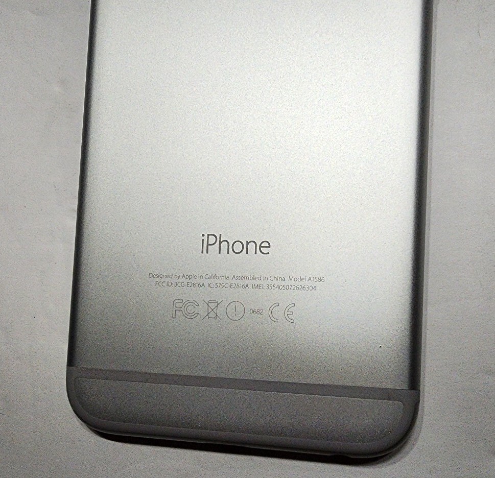 Apple iPhone 6 (A1586) – Silver – PARTS ONLY – BAD MOTHER BOARD