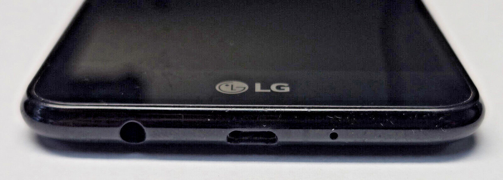 LG Phoenix 3 Smartphone AT&T Android, with box and manual. Working.