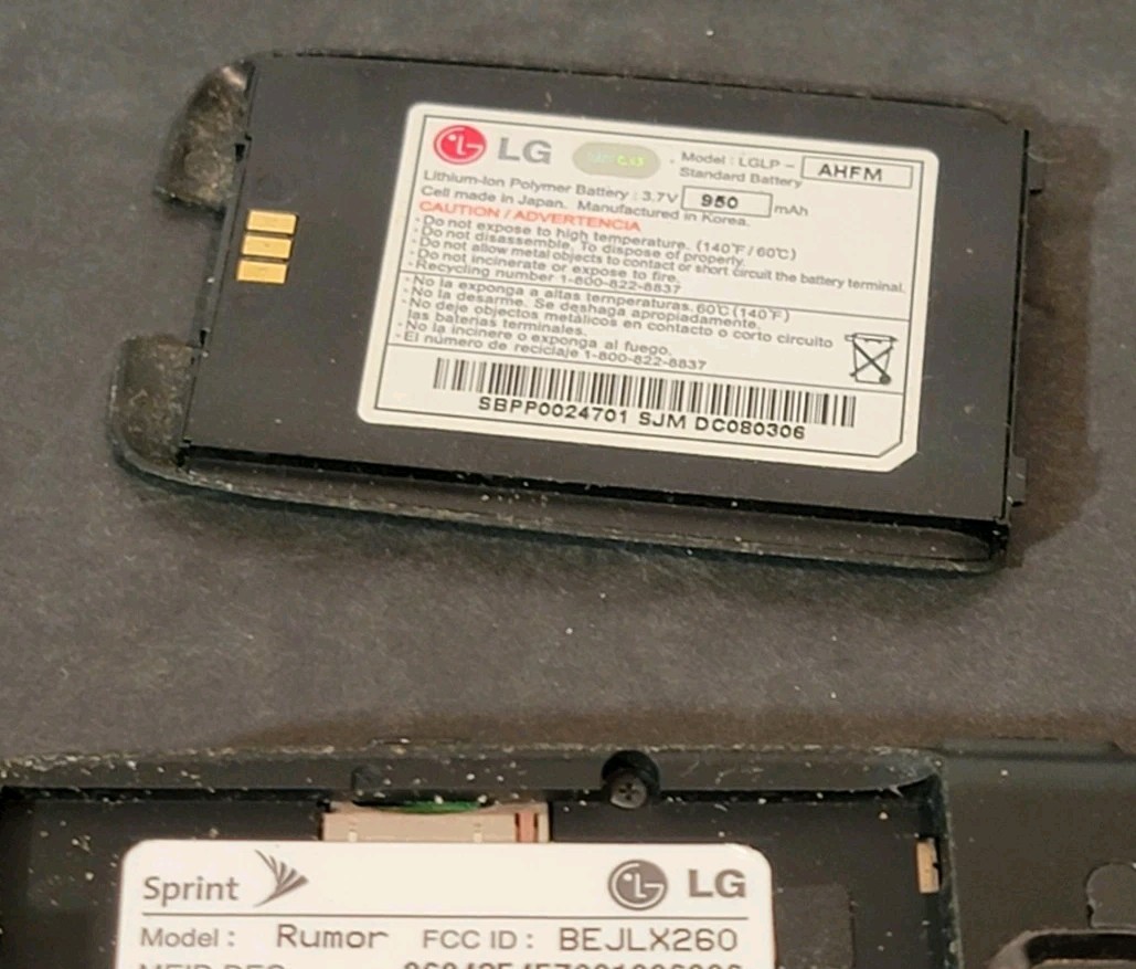 LG Rumor LX260 – Black and Blue ( Sprint) Slider Phone Untested