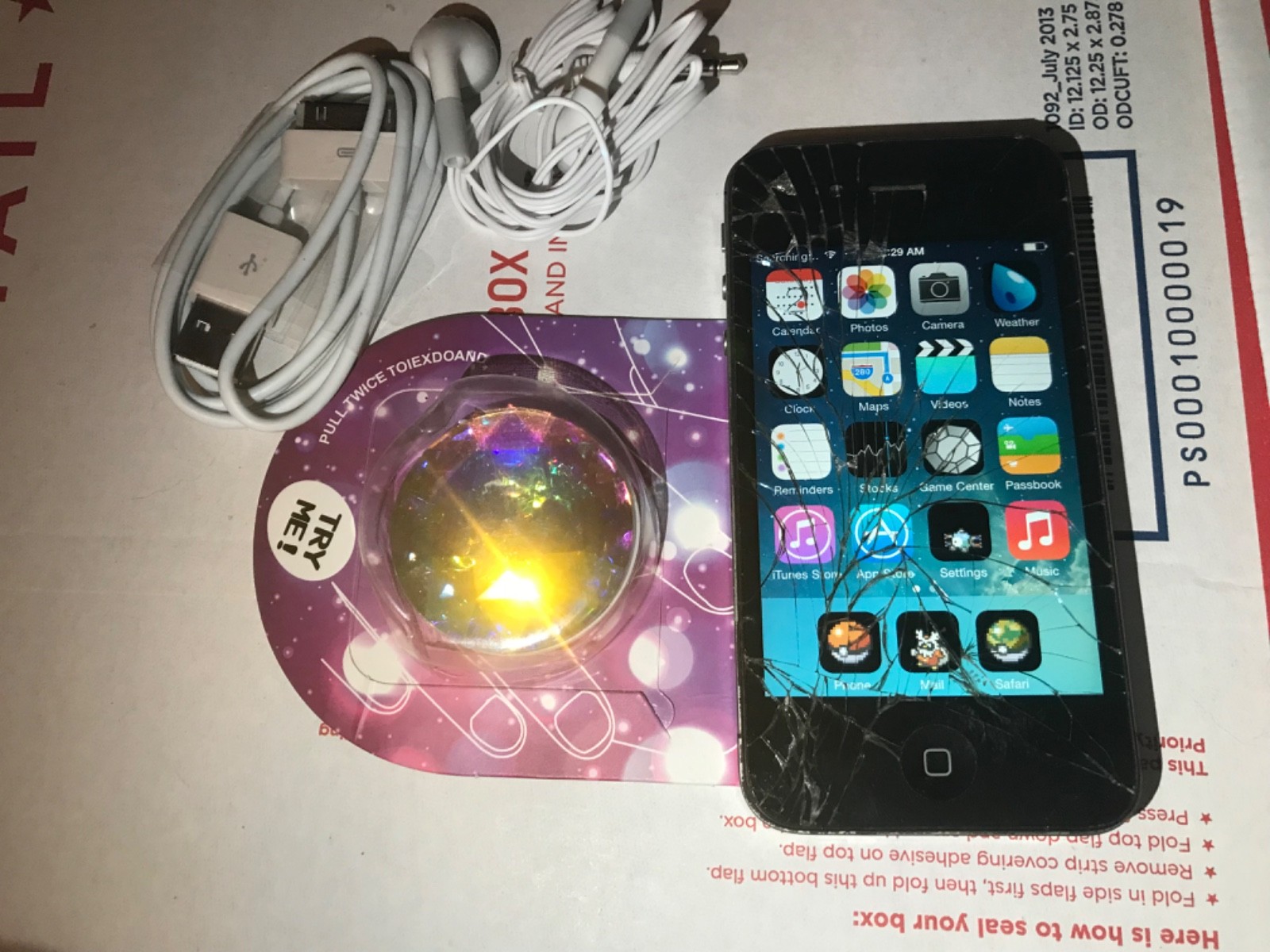 Jailbroken apple iPhone 4 ( pokemon theme ) A1349 C D M A plus extras